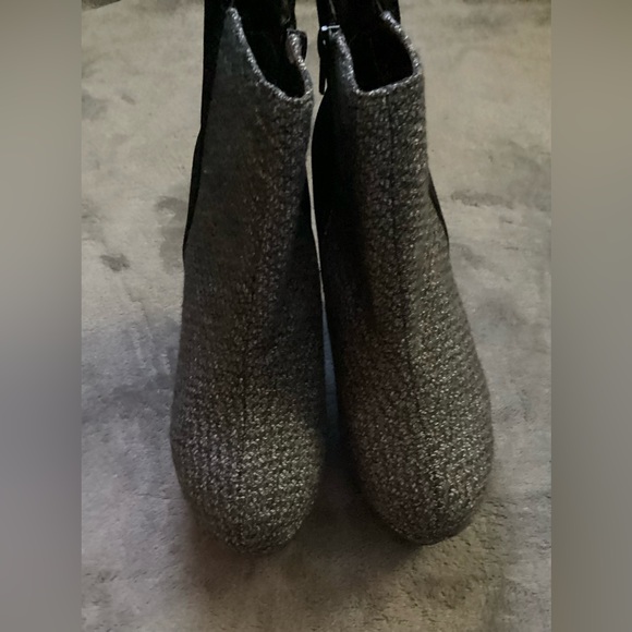 Black & Gray Two Tone Wedges New in Box by Bamboo - Picture 11 of 14